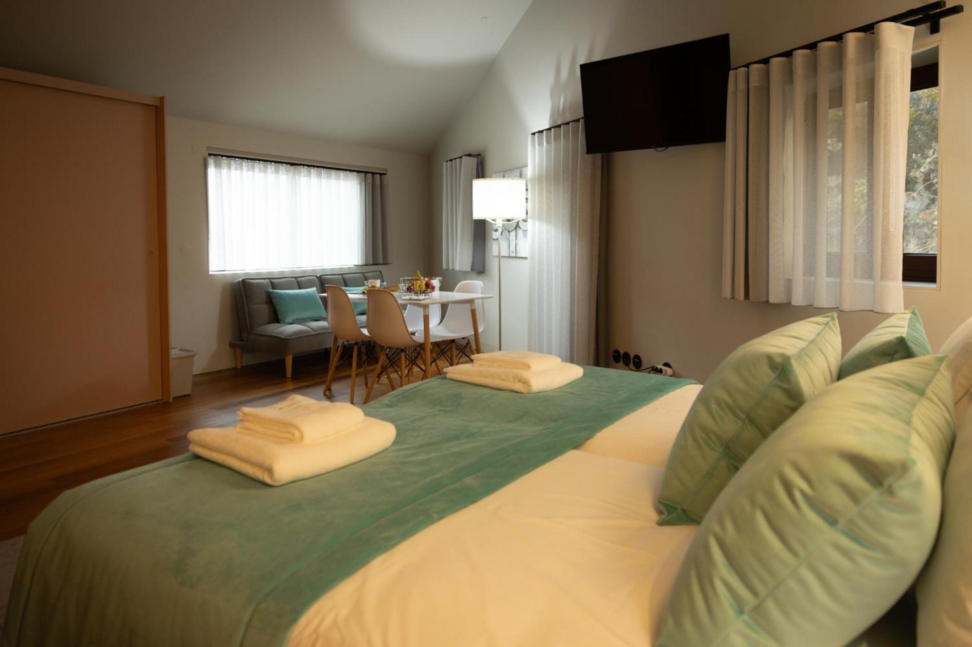 Fervenca Suites Vila Nova de Gaia Esterno foto